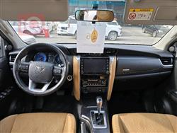 تۆیۆتا فۆرچێنەر